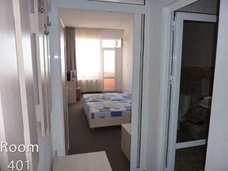 Отель Plovdiv Hotel Приморско Двухместный номер с 1 кроватью или 2 отдельными кроватями, вид на море (для 2 взрослых и 1 ребенка)-9